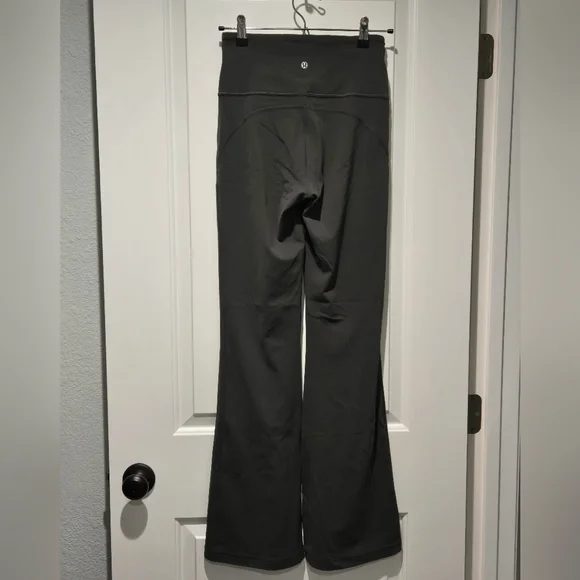 Lululemon Athletica Groove Nulu Super High-Rise Grey Flare Pant Size 6 - Picture 6 of 12